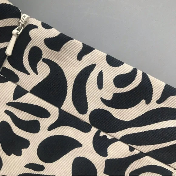 MaxMara Pancone Geometric High Rise Textured Mini Silk Skirt 8 Black Rare - Picture 12 of 16